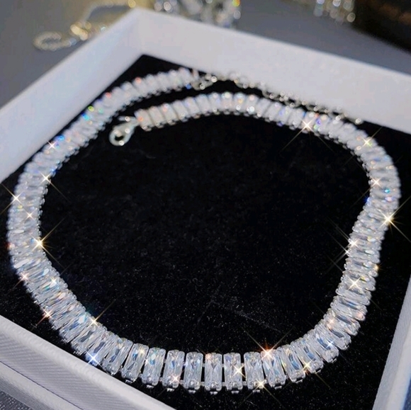 Square Cubic Zirconia Simulated Diamond Silver Toned Choker - Picture 10 of 11